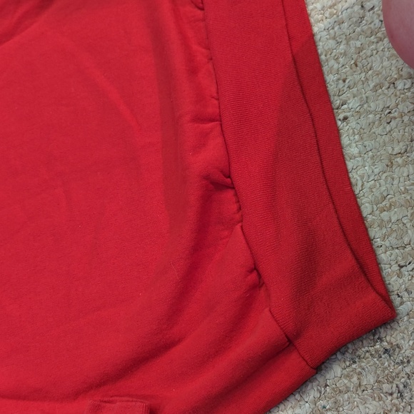 Vintage | Medium Embroidered "Teachers Leave Lasting Impressions" | Red Crewneck - Picture 5 of 7